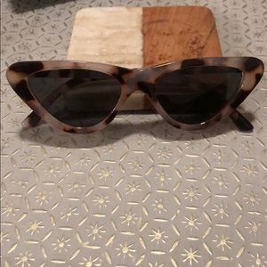 Tortoise shell cat eye sunglasses